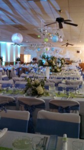 The blue and green color scheme was used to decorate the reception.